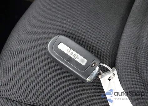 2019 Jeep Renegade Latitude Fwd из США, поврежденный, VIN ZACNJABB1KPK20281